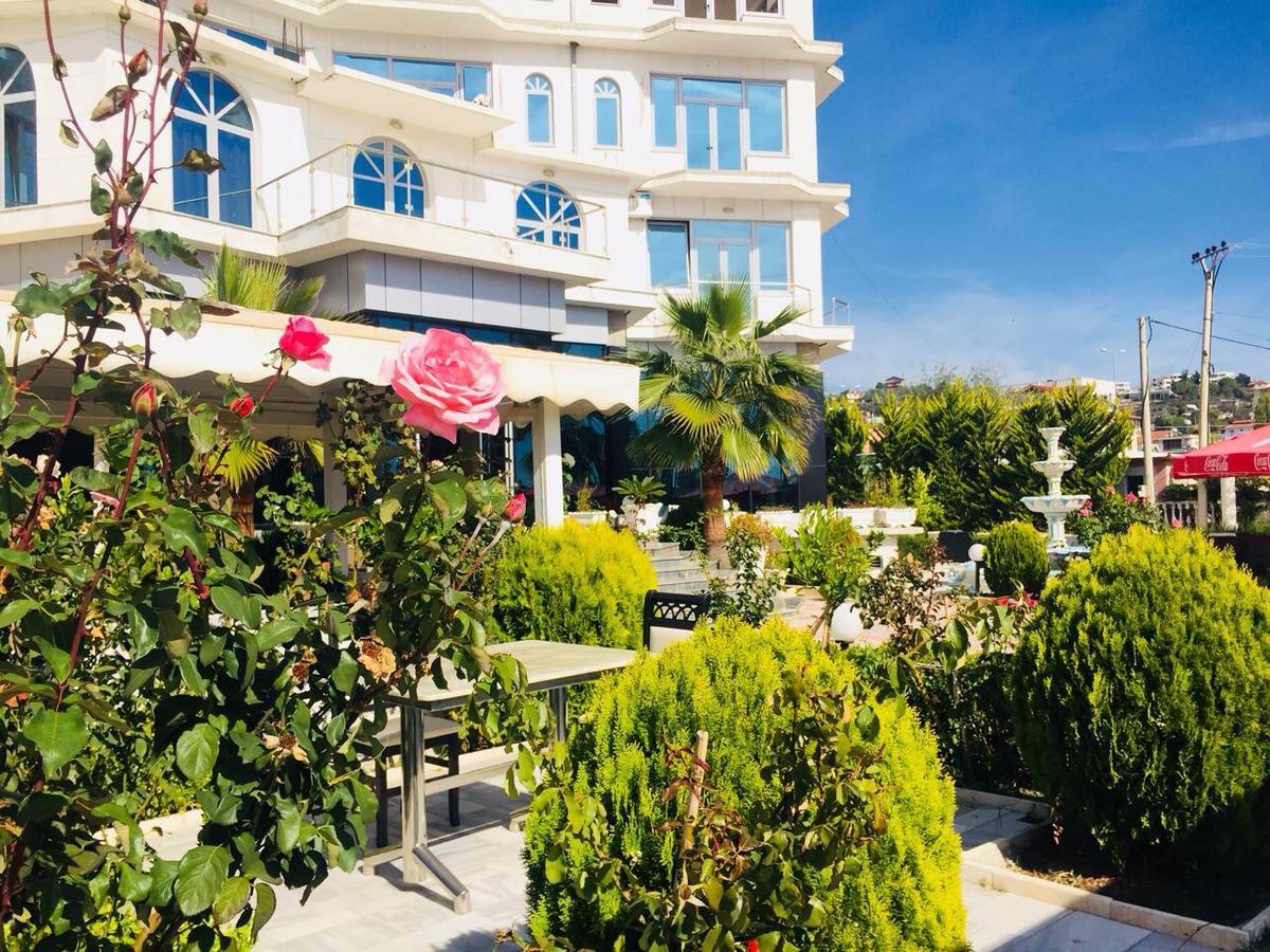 Fari Hotel